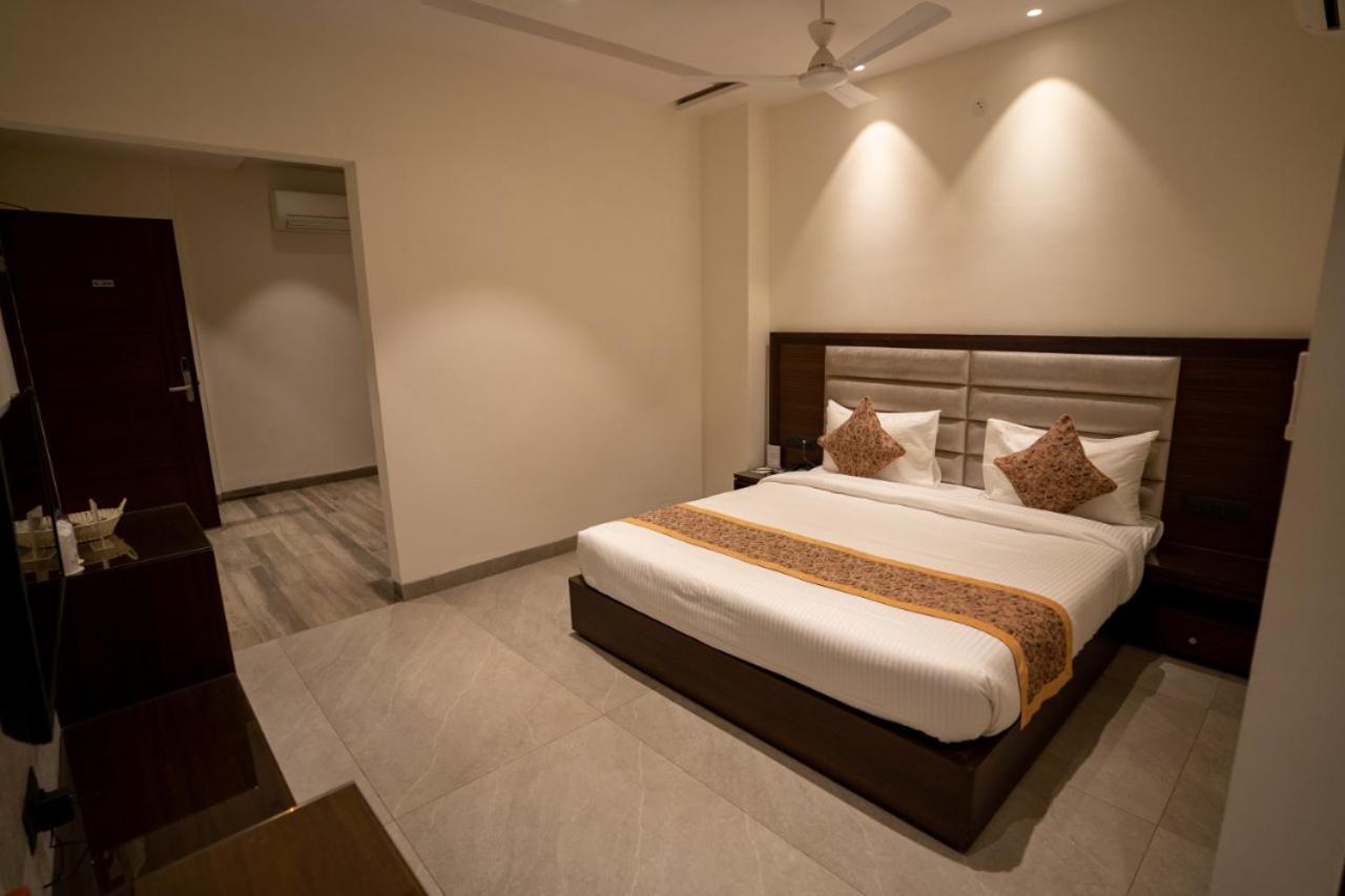 Hotel Smily Ludhiana Exterior foto